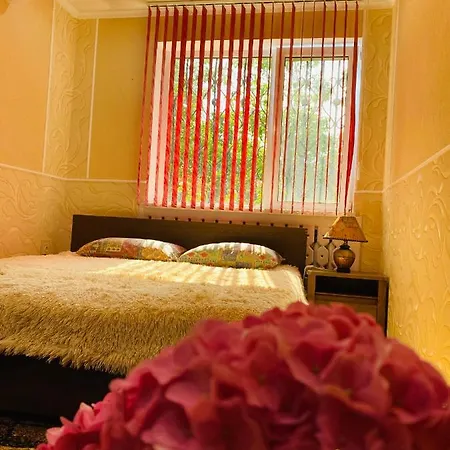 Uyutniy Dvorik From Odessa Guest house *